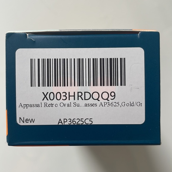 Appassal Retro Oval Sunglasses in Gold/Green (NWT) - Picture 8 of 8